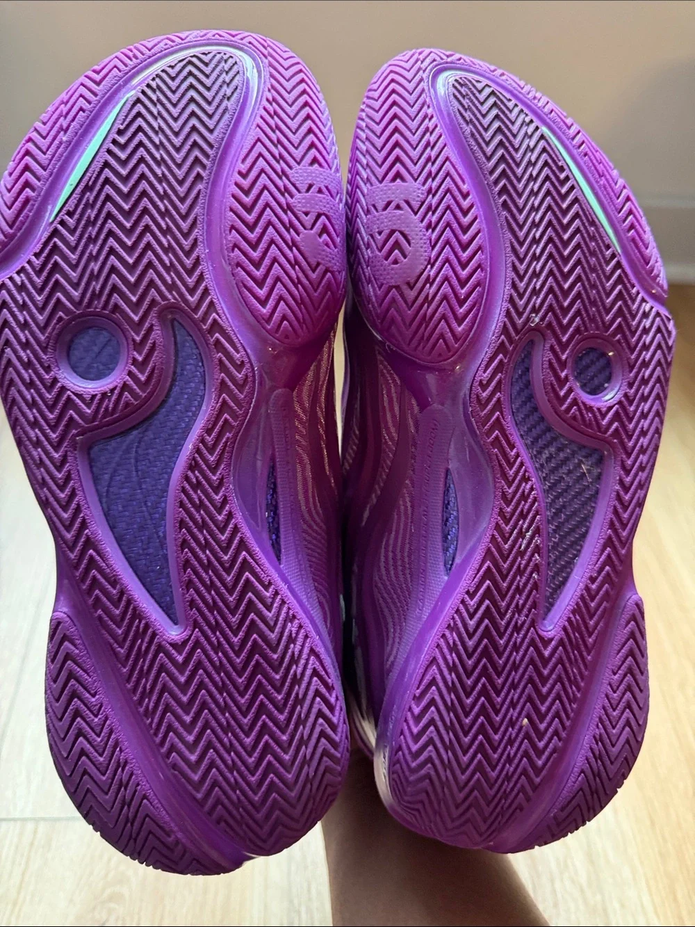 Way of Wade 808 5 Ultra V2 Lavender Basketball Shoes Sz US 7.5 Very good cond
